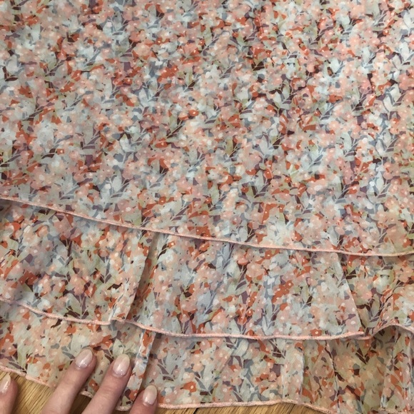 Cabi floral print top - Picture 6 of 6